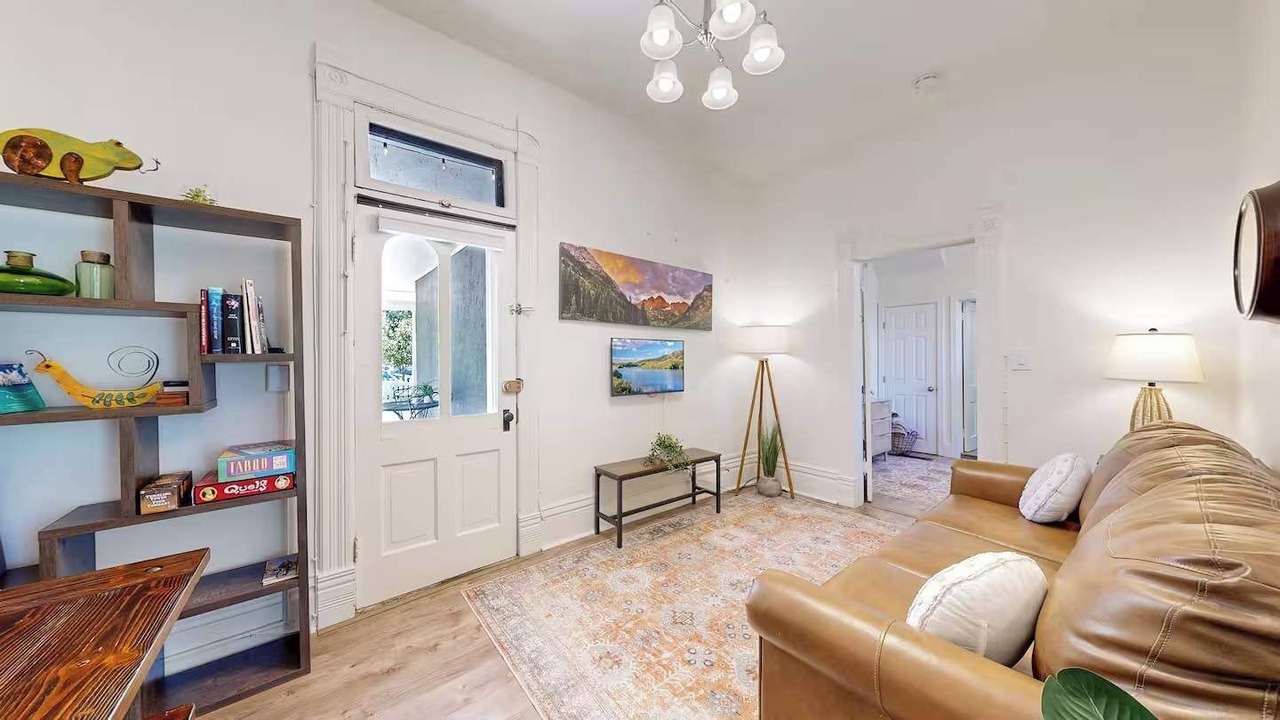 Photo of Livingroom in Old Town