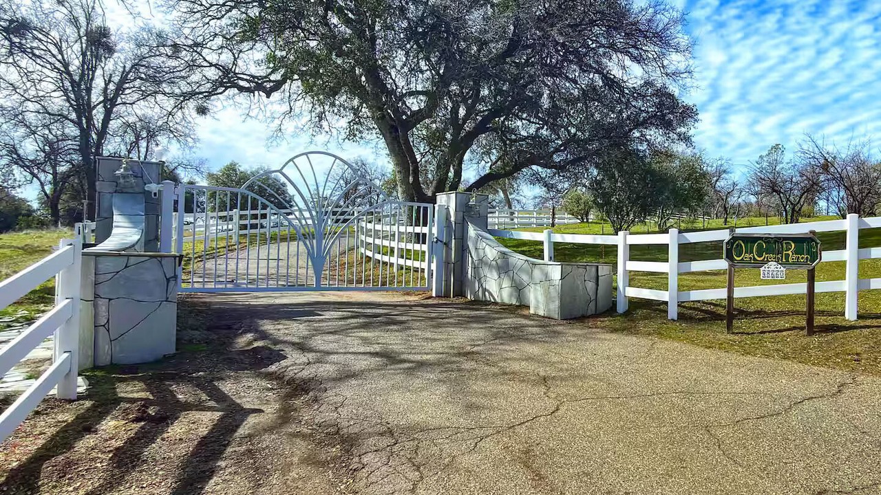 Photo of Outdoor in Oakhurst