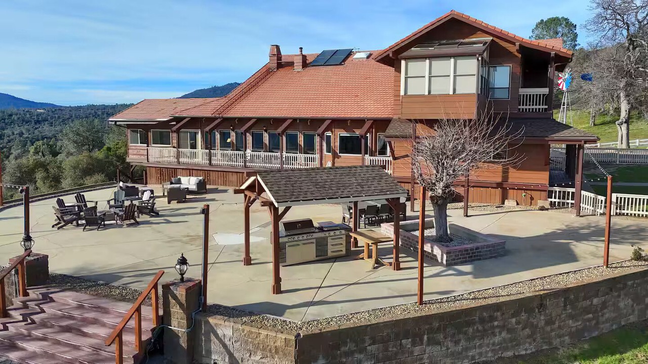 Photo of Outdoor in Oakhurst
