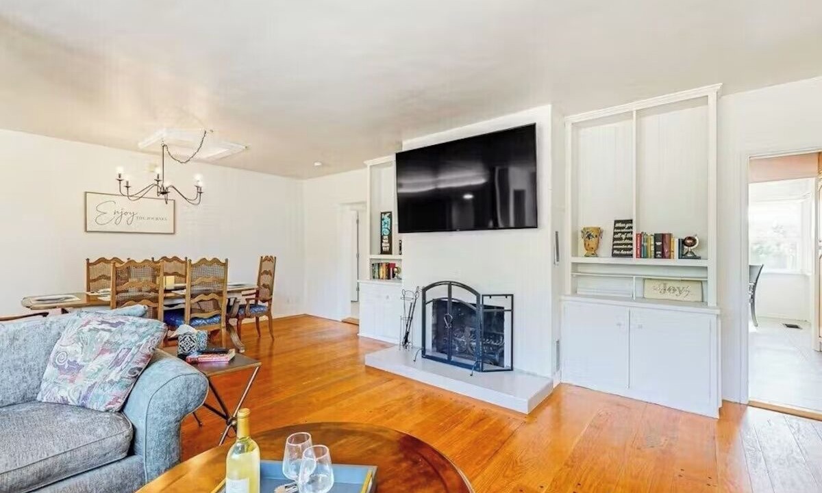 Photo of Livingroom in Fallbrook