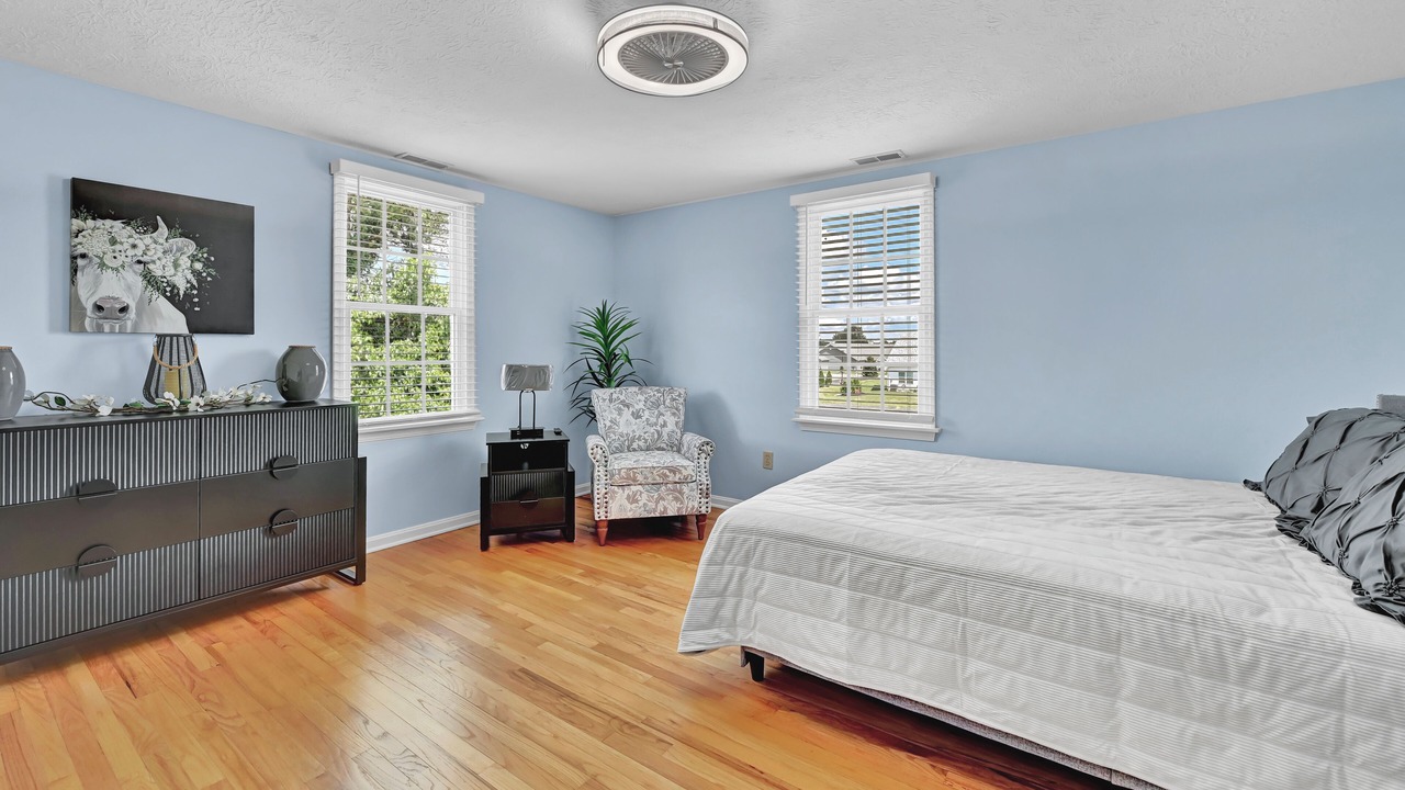 Photo of Bedroom in LaGrange