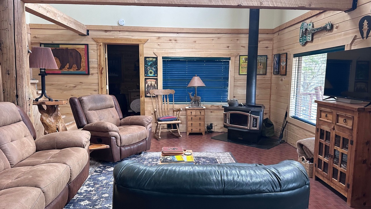 Photo of Livingroom in Alpine Village