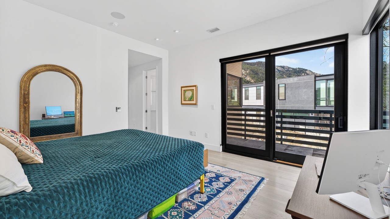 Photo of Bedroom in Lower Arapahoe