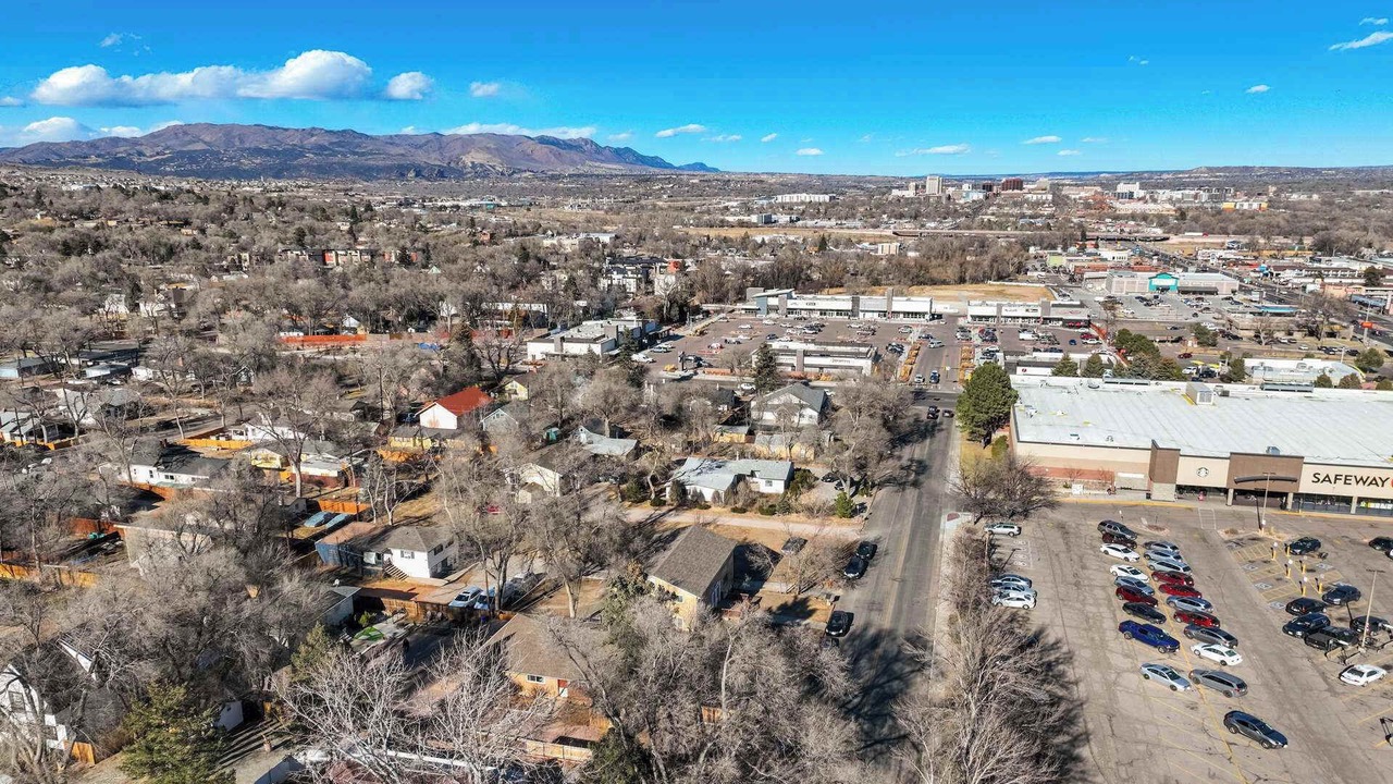 Photo of Outdoor in Broadmoor
