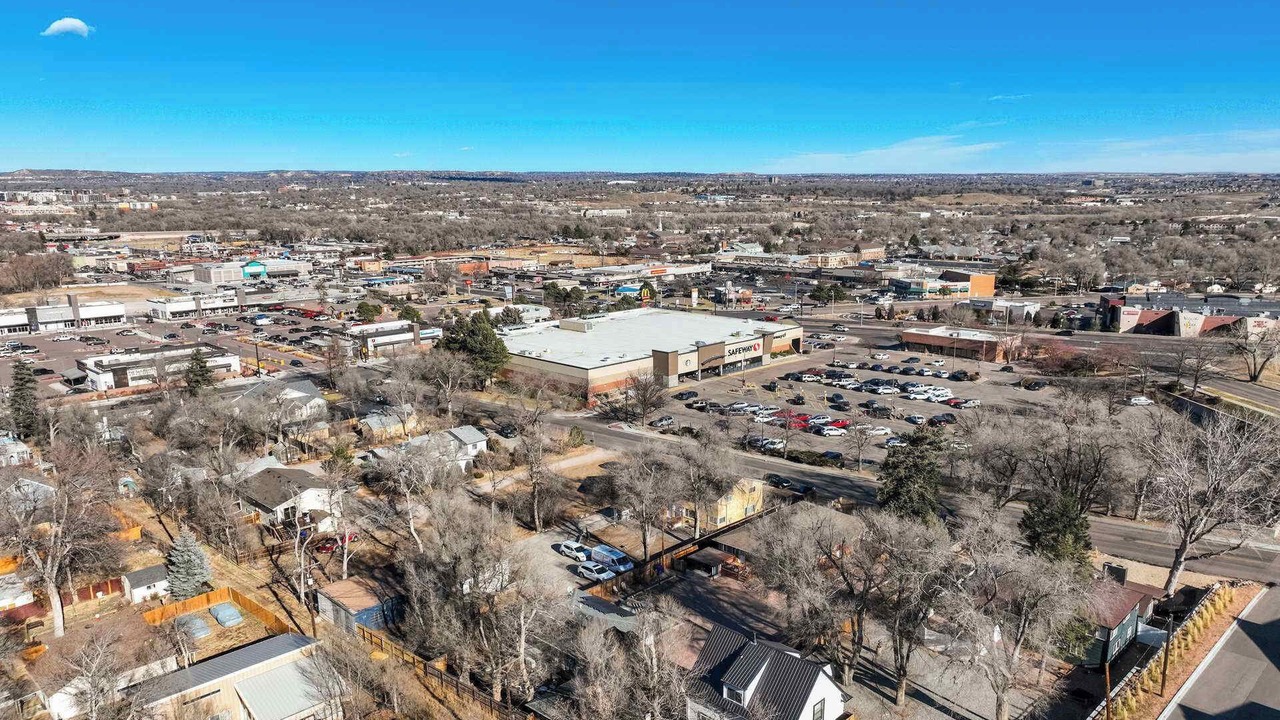 Photo of Outdoor in Broadmoor