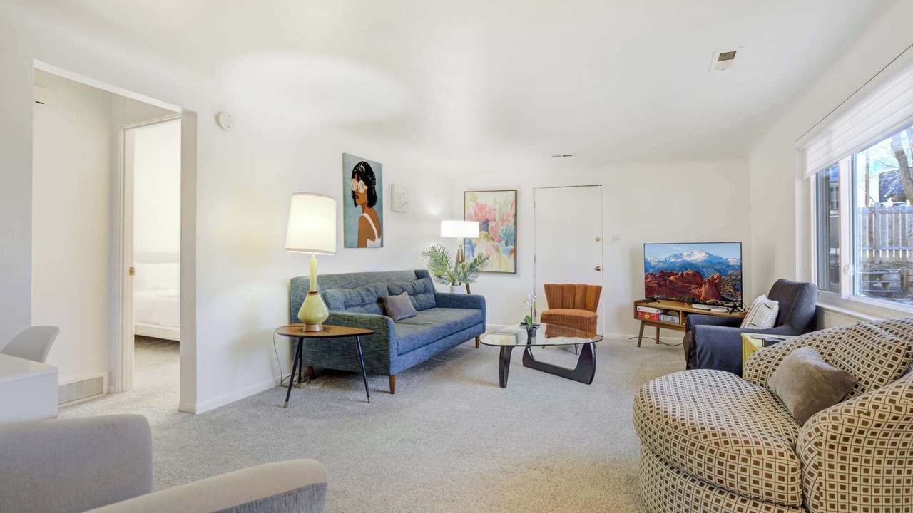 Photo of Bedroom in Broadmoor