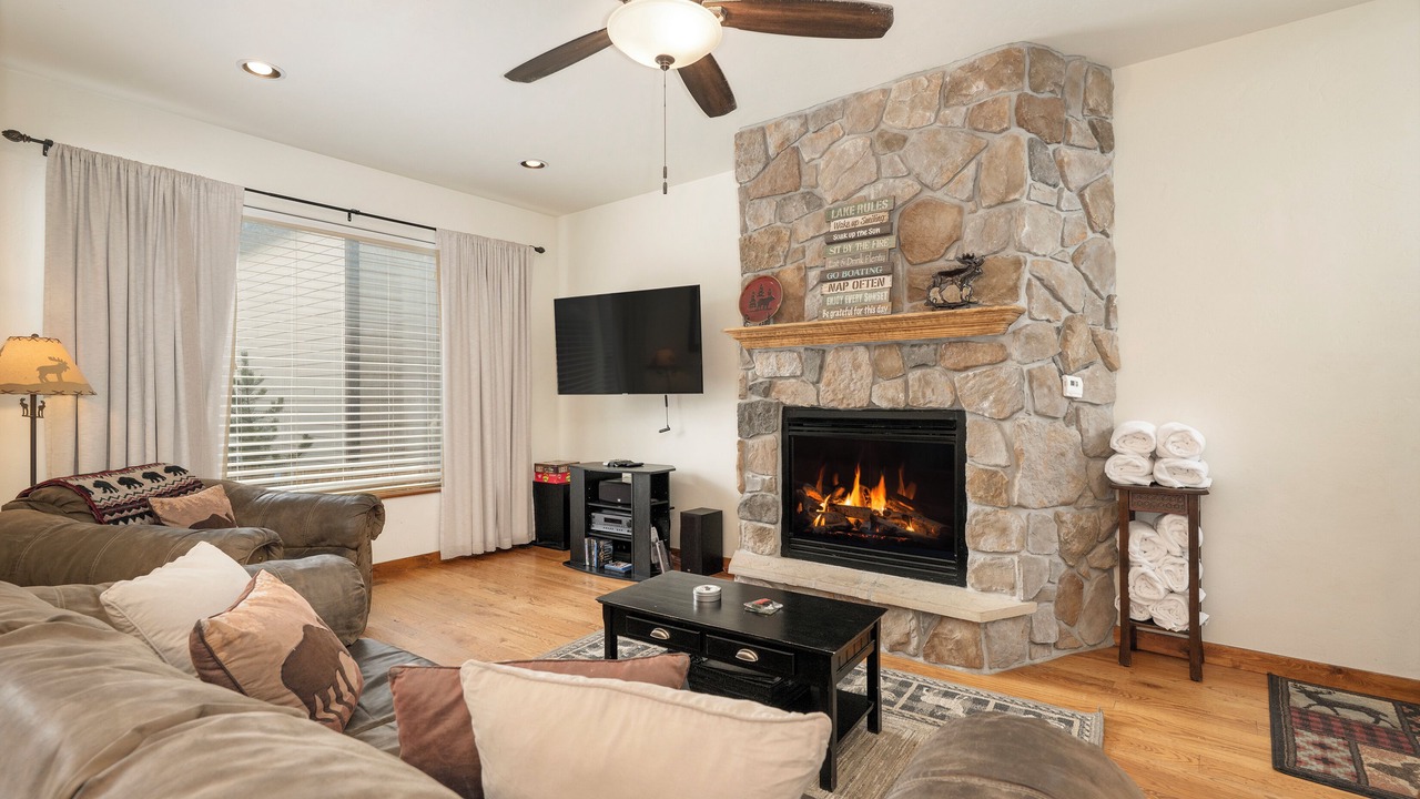 Photo of Livingroom in Granby