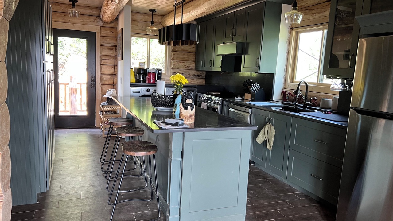 Photo of Kitchen in Columbine Lake