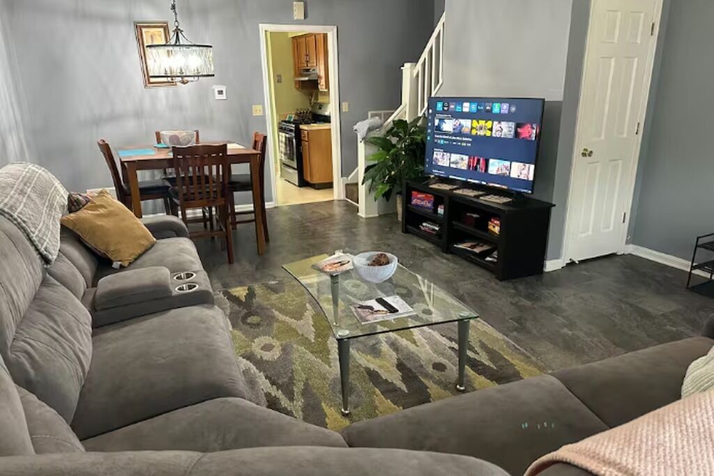 Photo of Livingroom in Berea