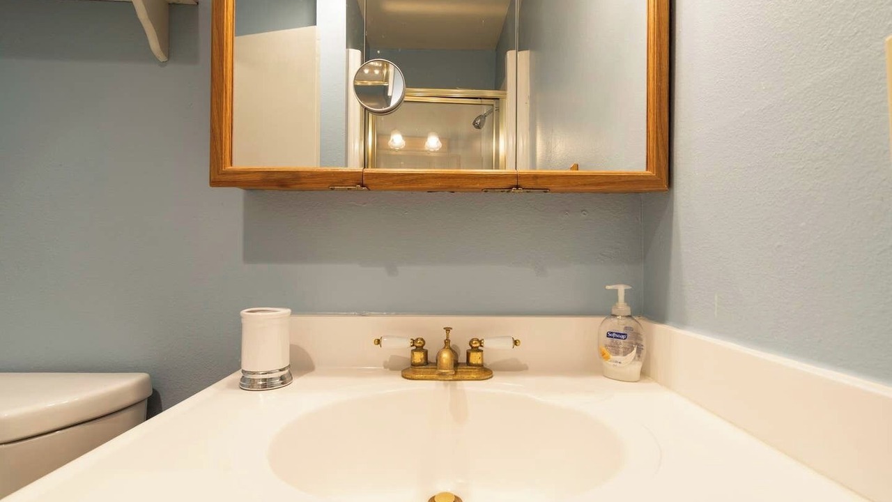Photo of Bathroom in Glenwood Grove - North Iris
