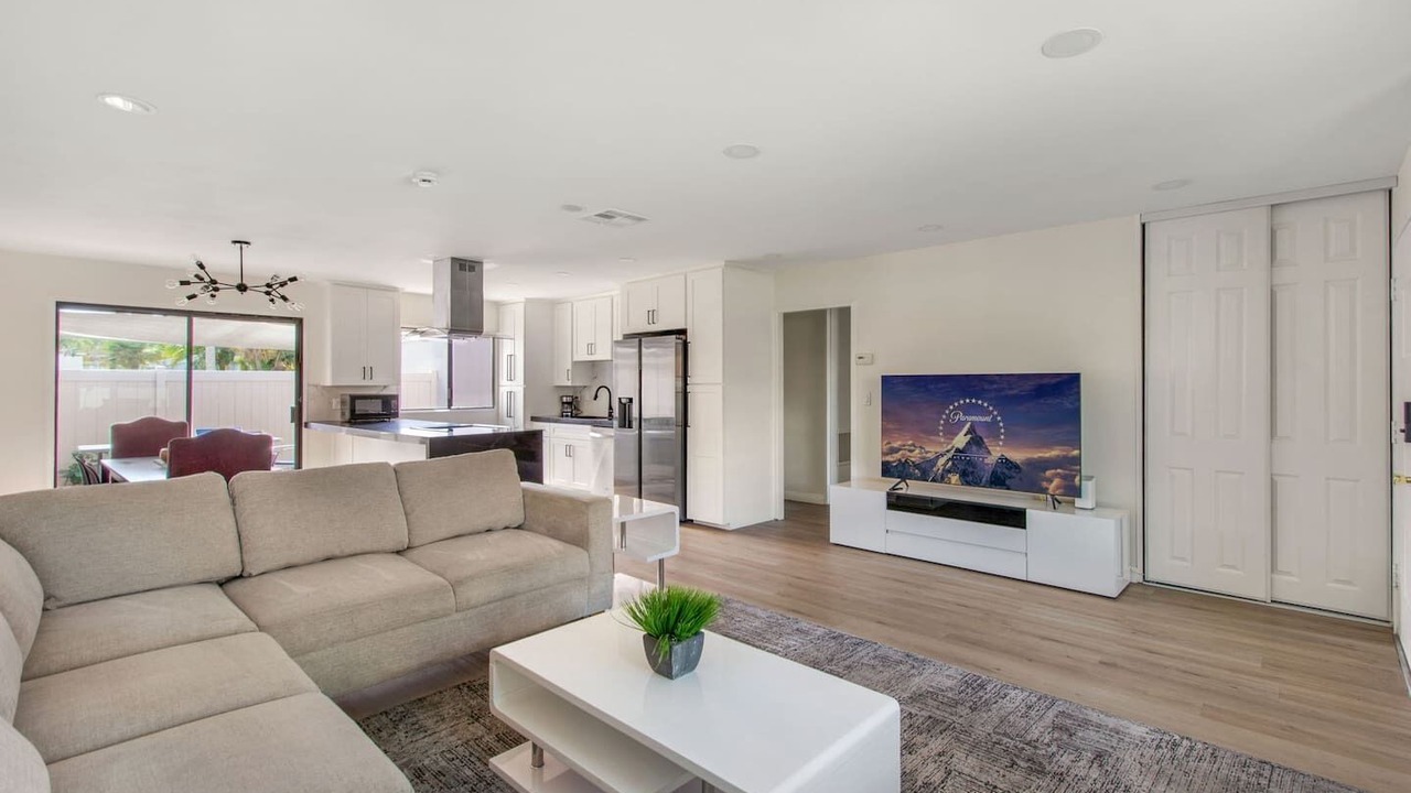 Photo of Livingroom in Aliso Viejo