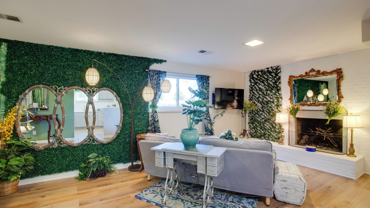Photo of Livingroom in Lamar Heights Area