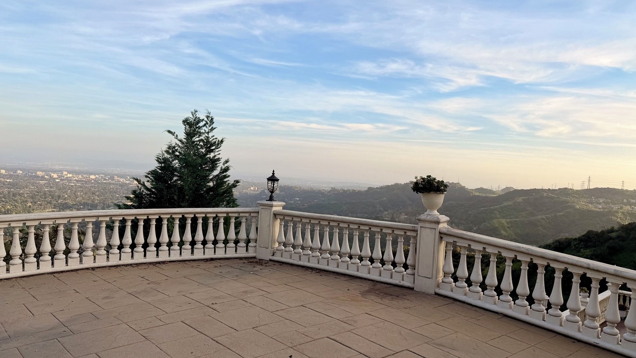 Photo of Patio Balcony in La Canada Flintridge