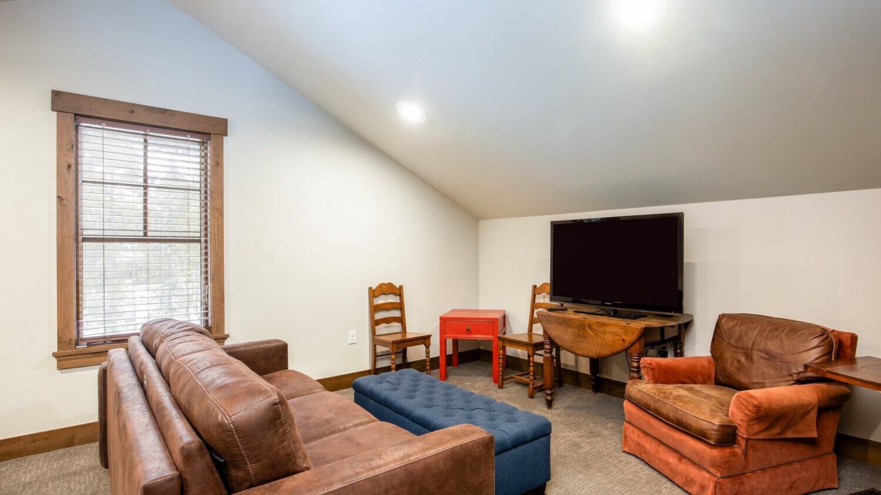 Photo of Livingroom in Blue River