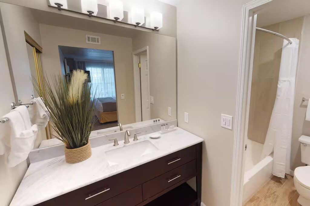 Photo of Bathroom in Newark