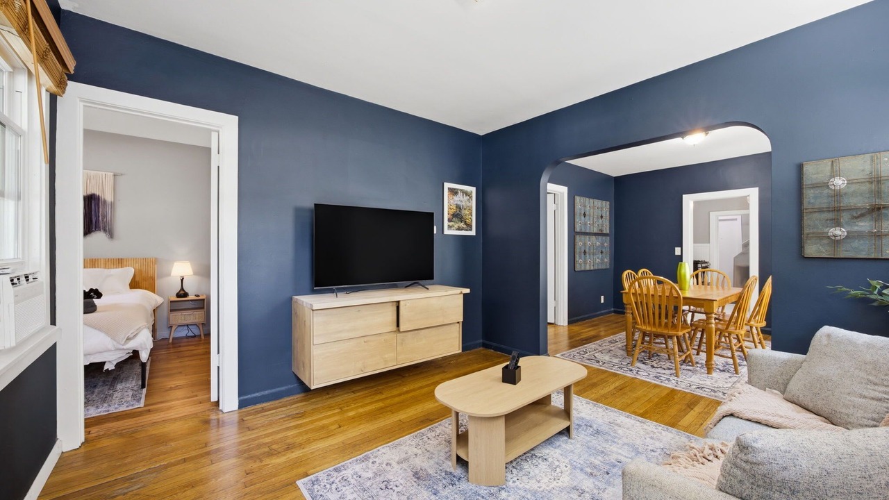 Photo of Livingroom in Tremont