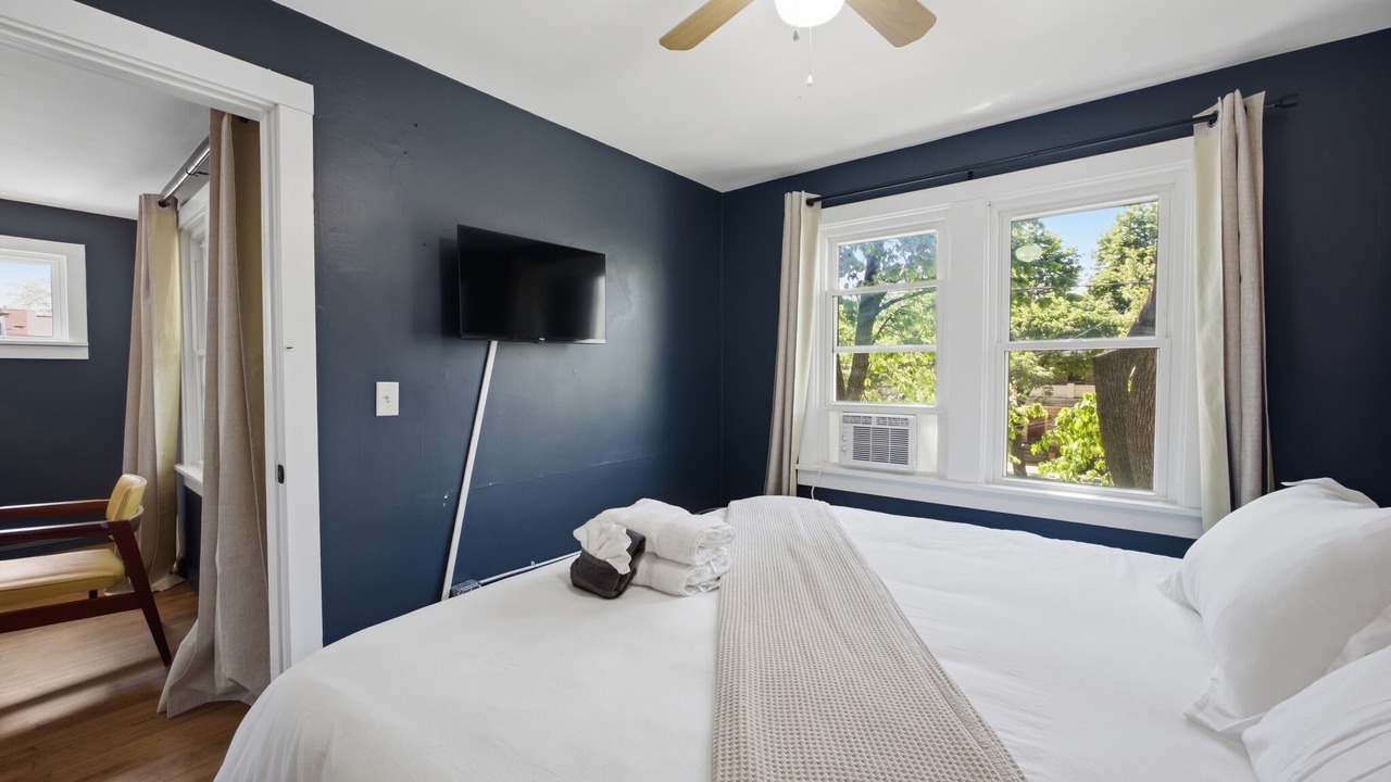 Photo of Bedroom in Tremont