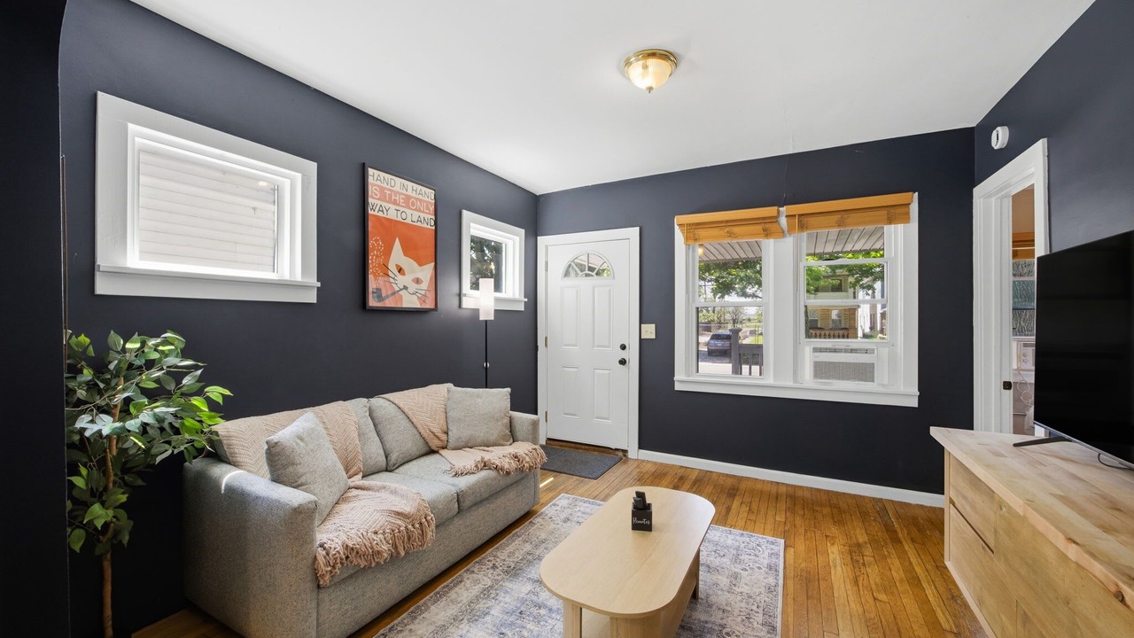 Photo of Livingroom in Tremont