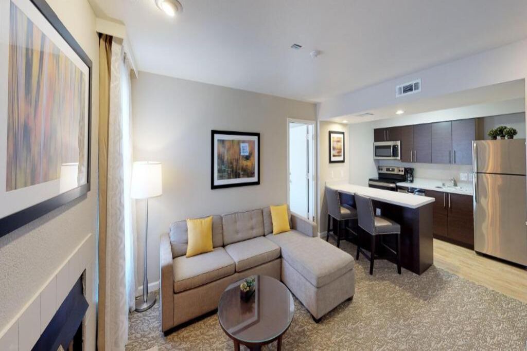 Photo of Livingroom in Newark