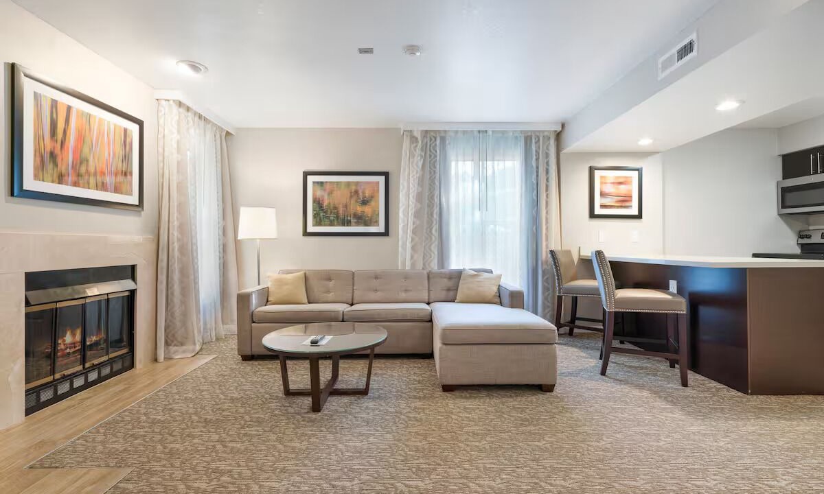 Photo of Livingroom in Newark