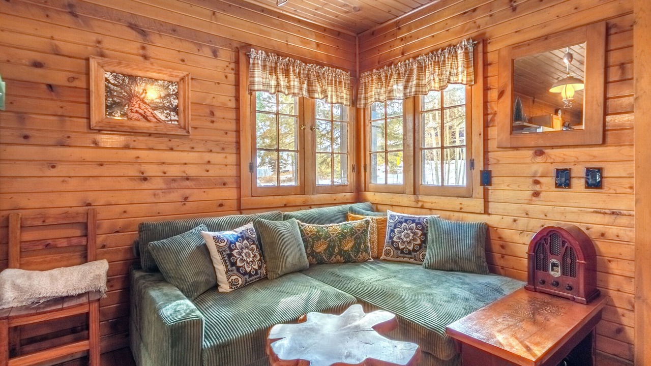 Photo of Livingroom in Grand Lake