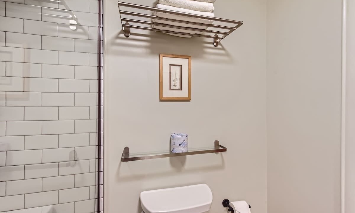 Photo of Bathroom in Five Points