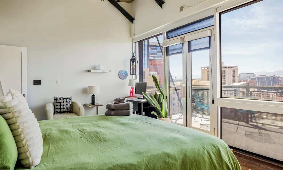 Photo of Bedroom in Ballpark