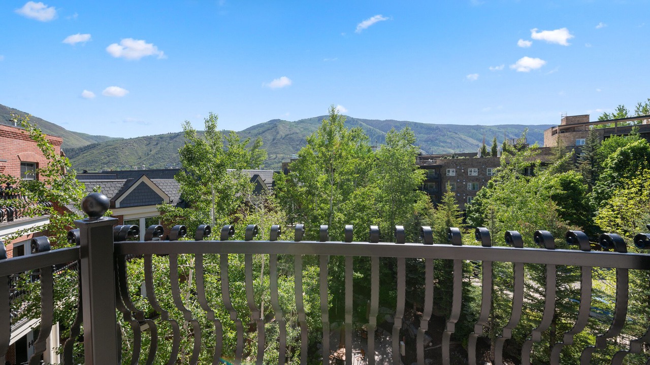 Photo of Outdoor in Downtown