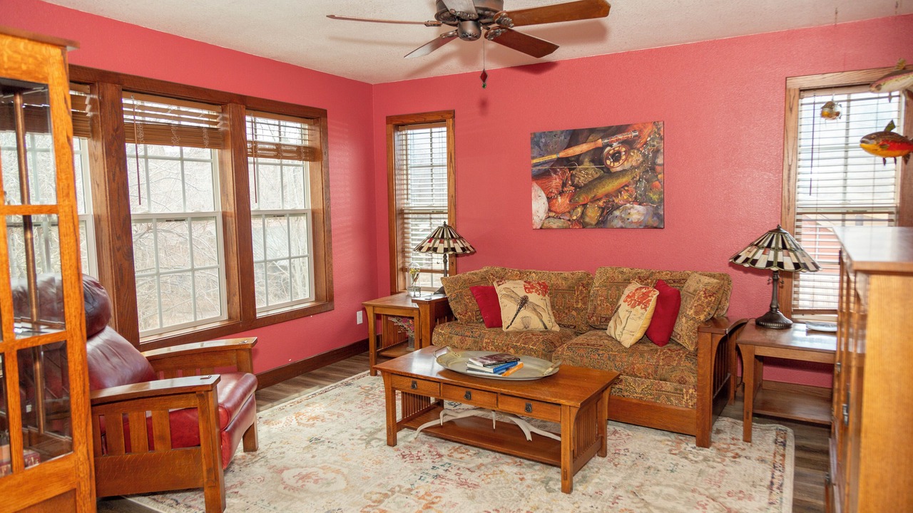 Photo of Livingroom in Creede
