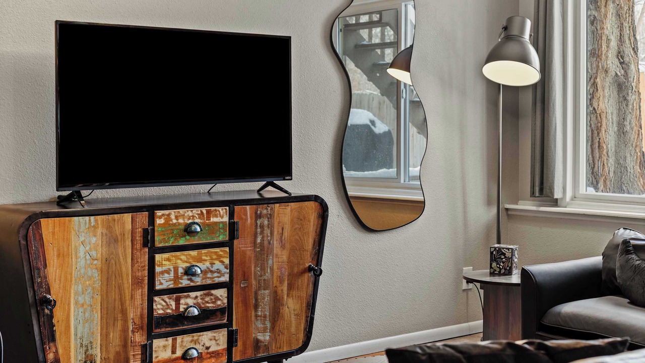 Photo of Livingroom in Martinez Park