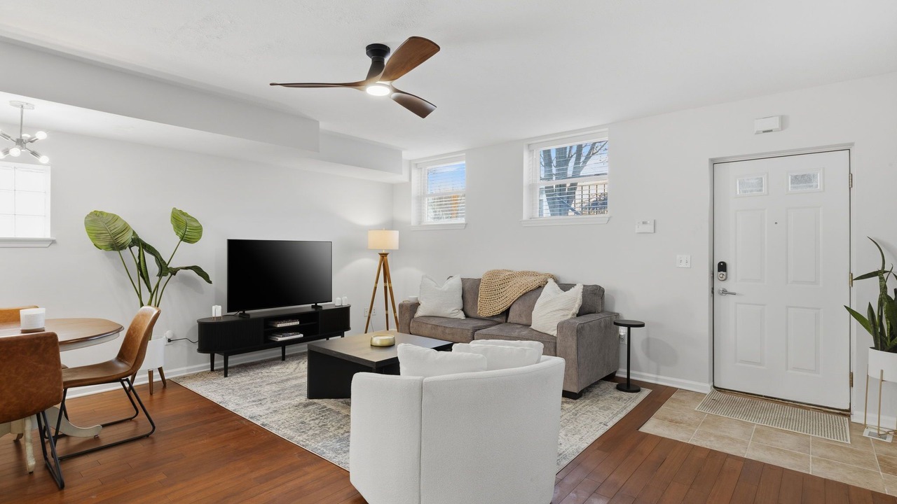 Photo of Livingroom in Tremont