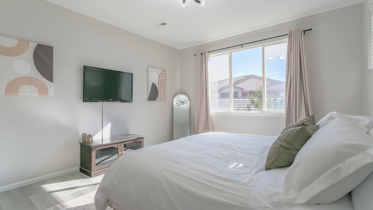 Photo of Bedroom in Aurora