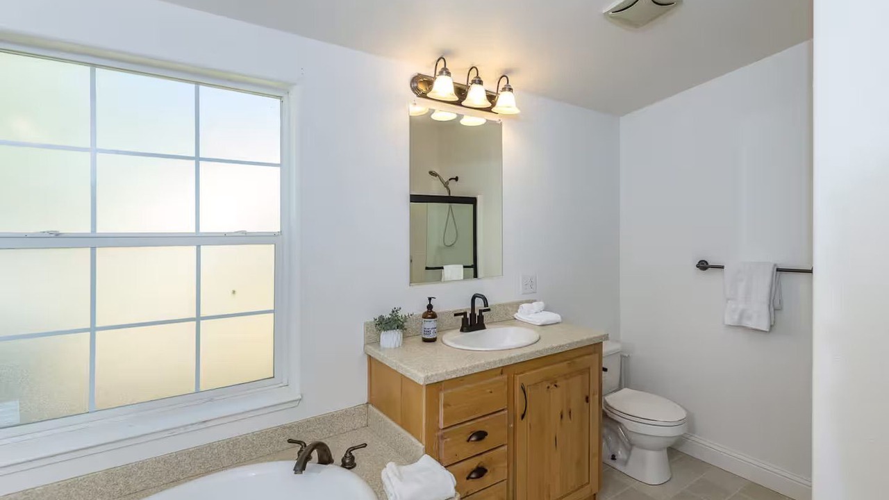 Photo of Bathroom in Midpines