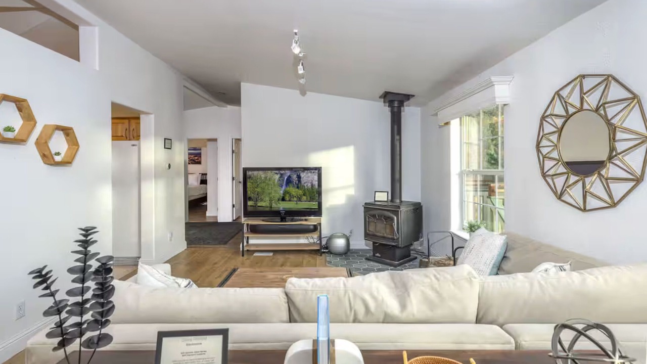 Photo of Livingroom in Midpines