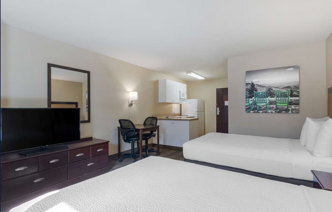Photo of Bedroom in Warm Springs District