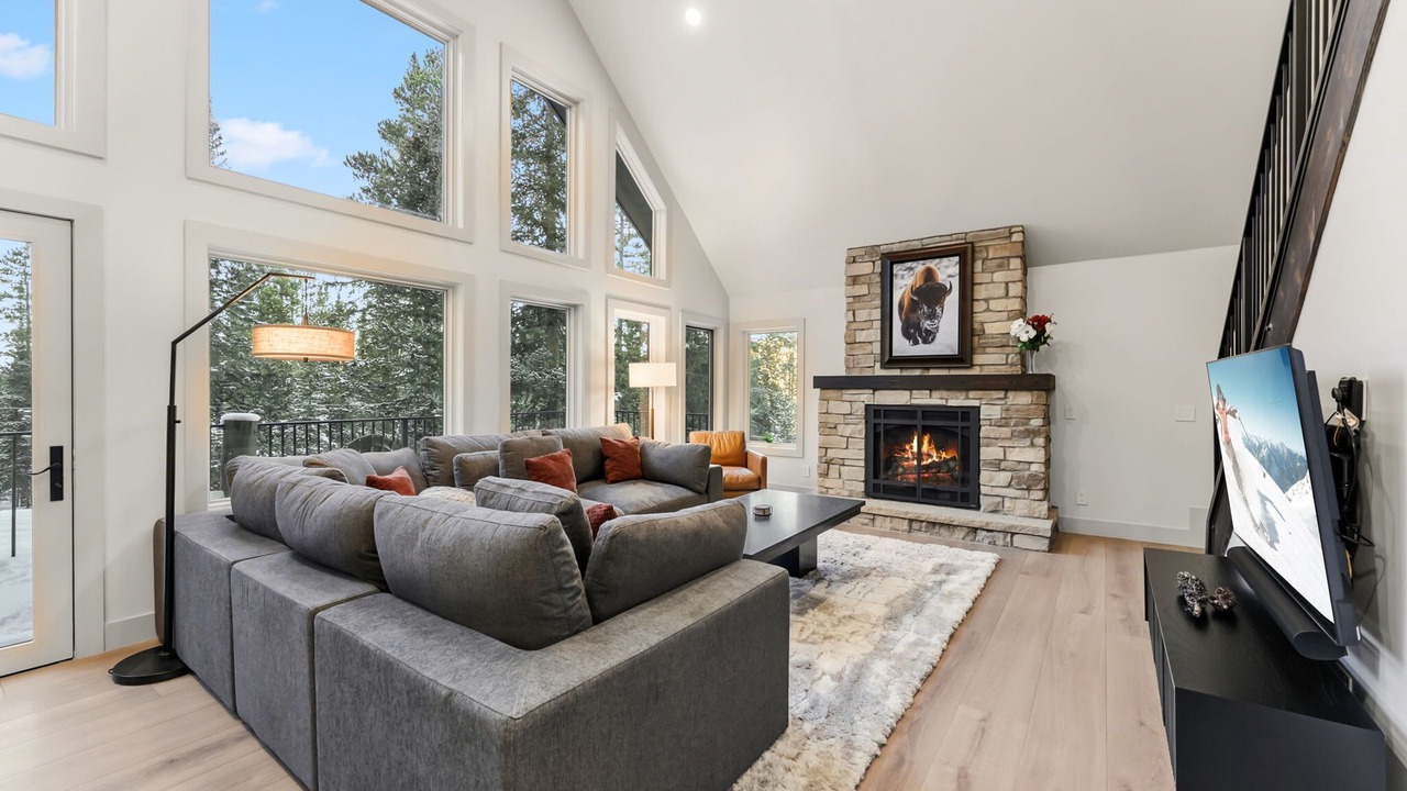 Photo of Livingroom in Breckenridge Park Estates