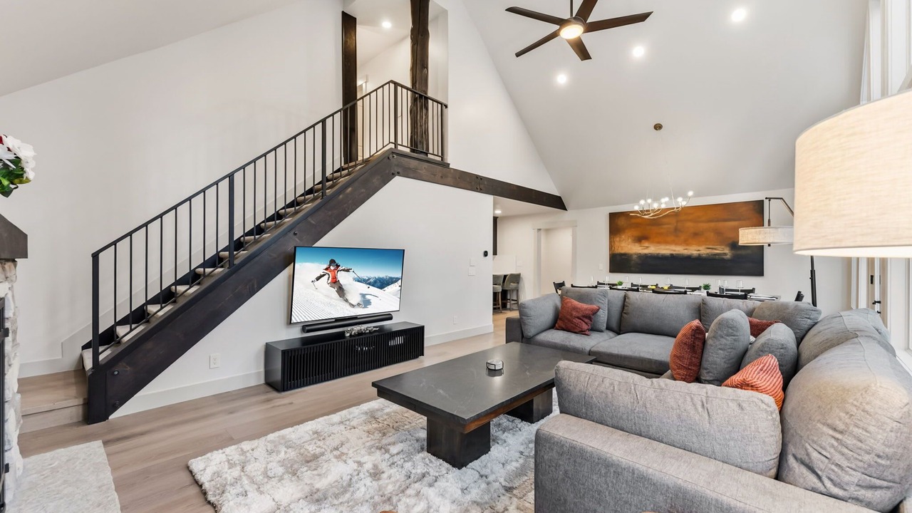 Photo of Livingroom in Breckenridge Park Estates
