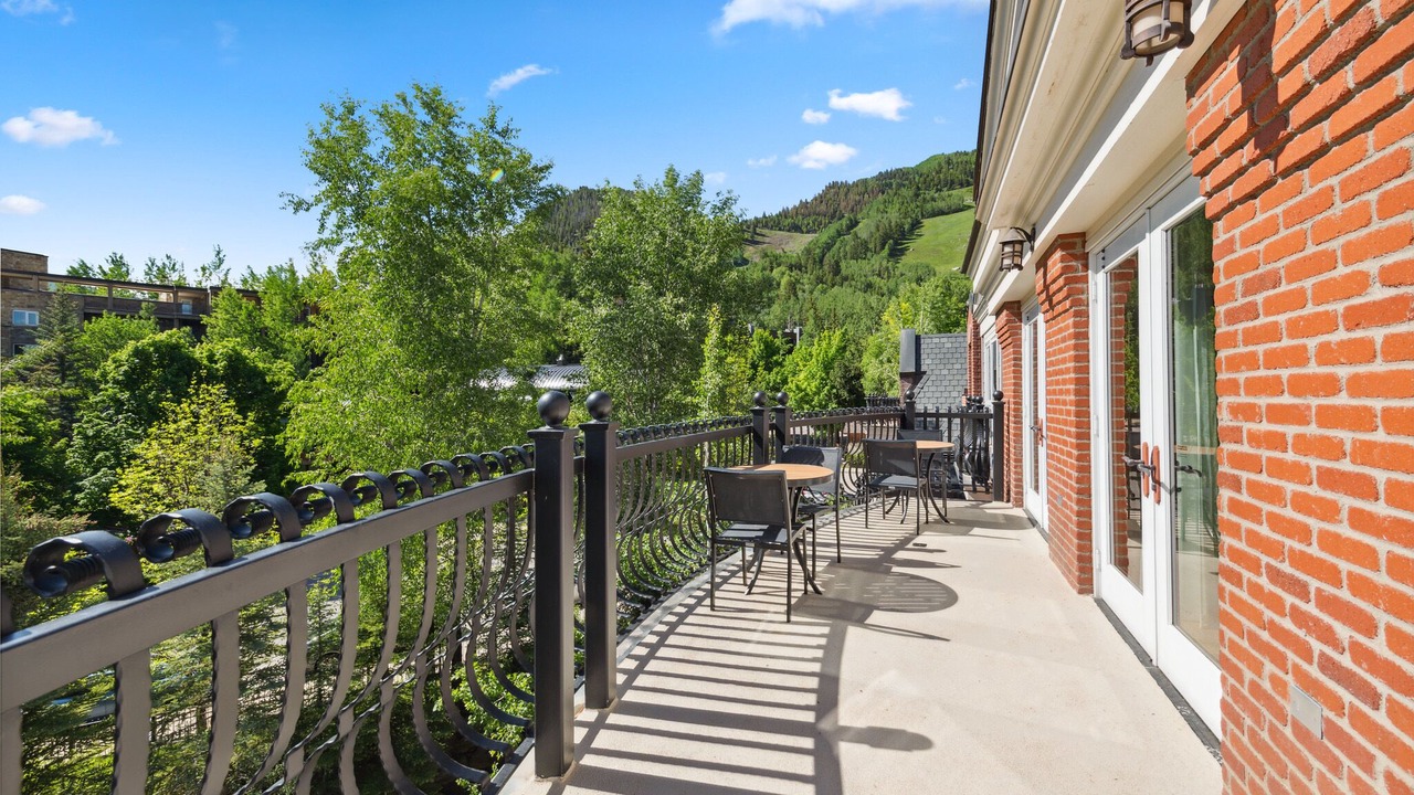 Photo of Outdoor in Downtown