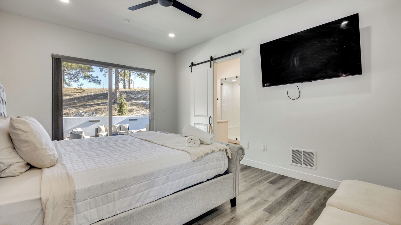 Photo of Bedroom in Monument