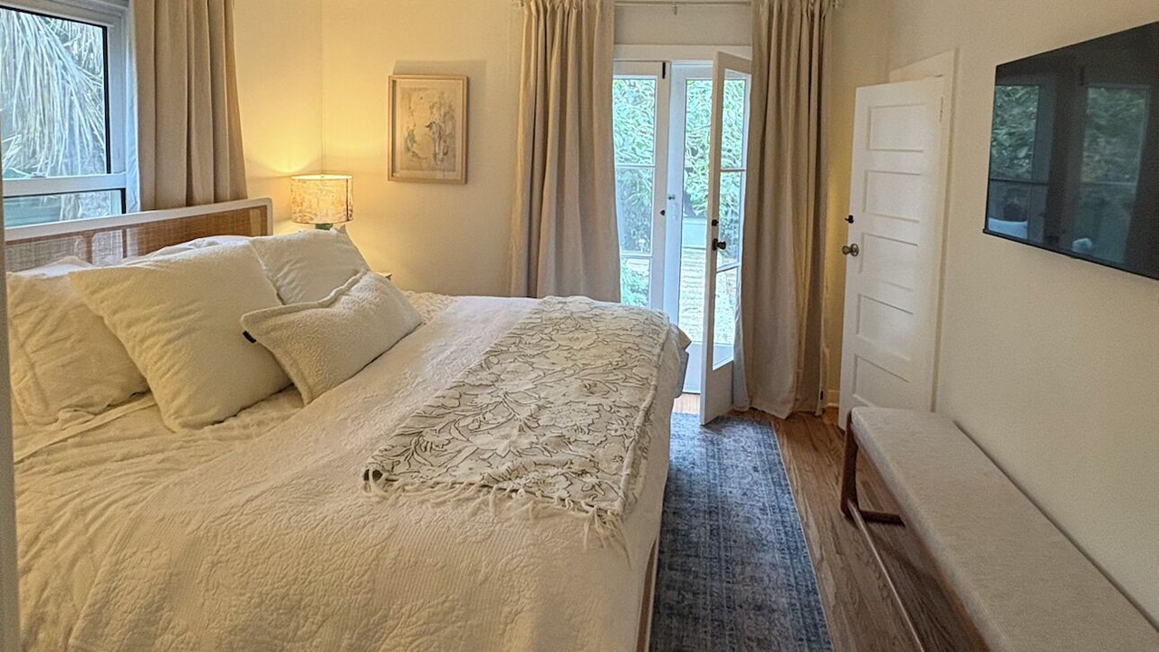 Photo of Bedroom in Westside