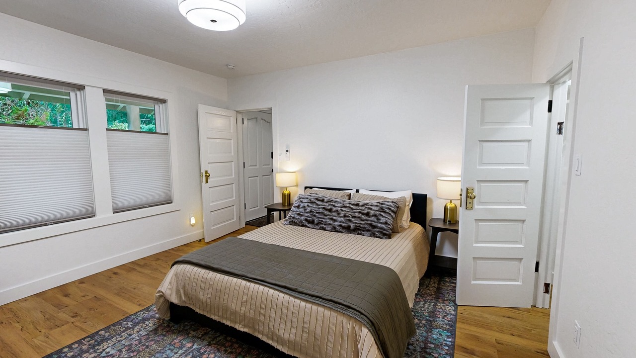 Photo of Bedroom in Jacoby Creek