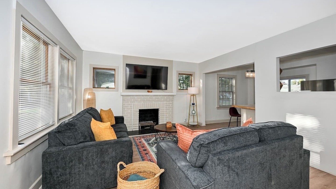 Photo of Livingroom in Lyndhurst