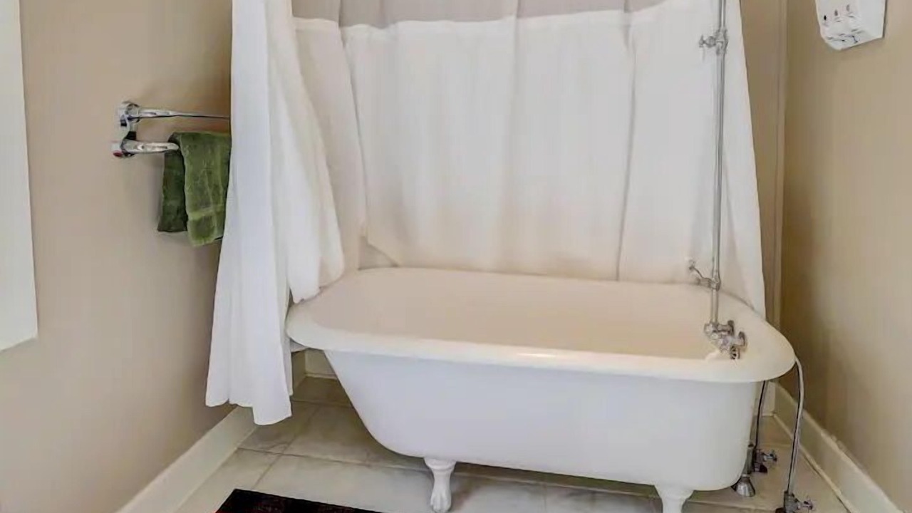 Photo of Bathroom in Warm Springs