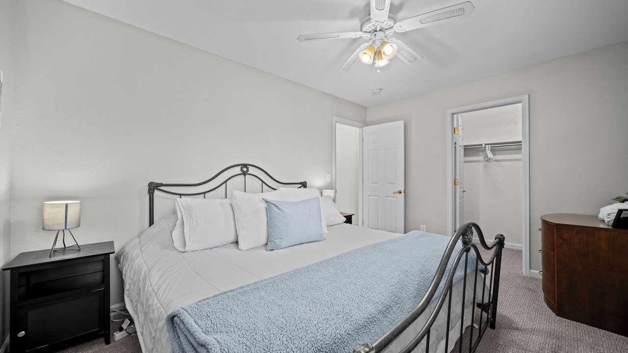 Photo of Bedroom in Golden