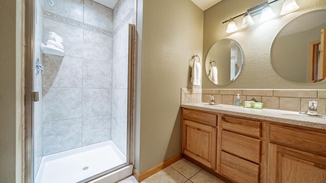 Photo of Bathroom in Stanley Hills