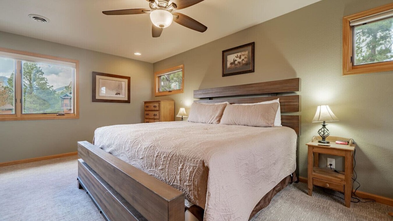 Photo of Bedroom in Stanley Hills