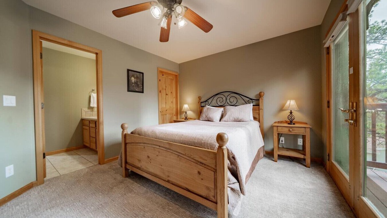 Photo of Bedroom in Stanley Hills