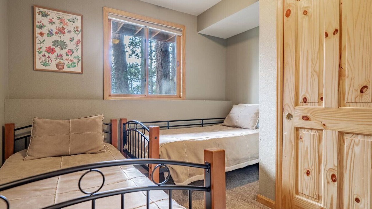 Photo of Bedroom in Stanley Hills