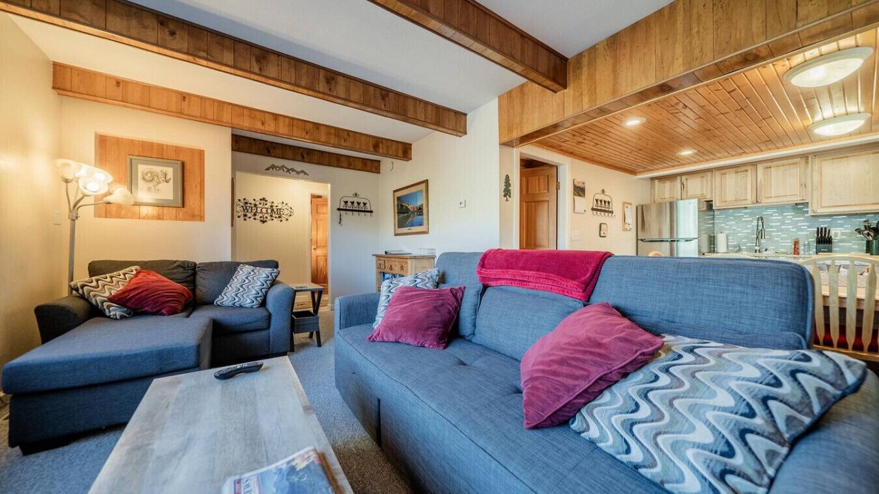 Photo of Livingroom in Estes Park