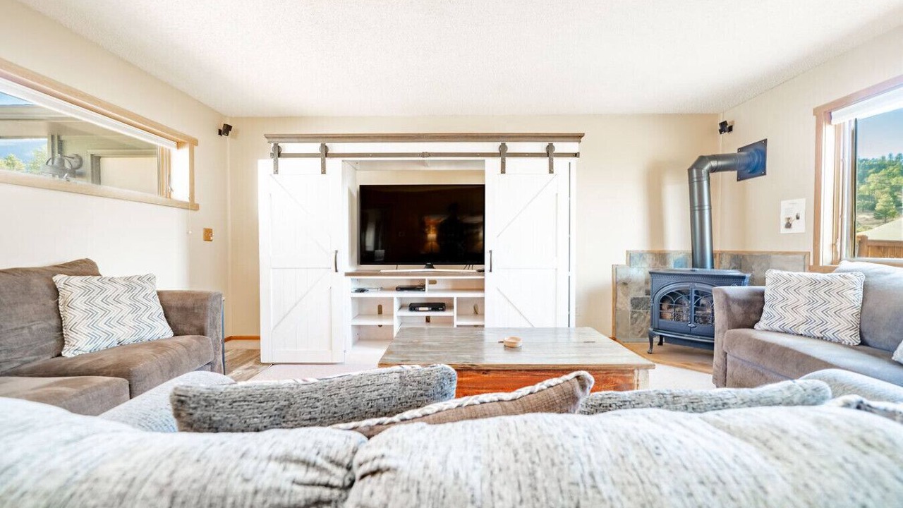 Photo of Livingroom in Carriage Hills
